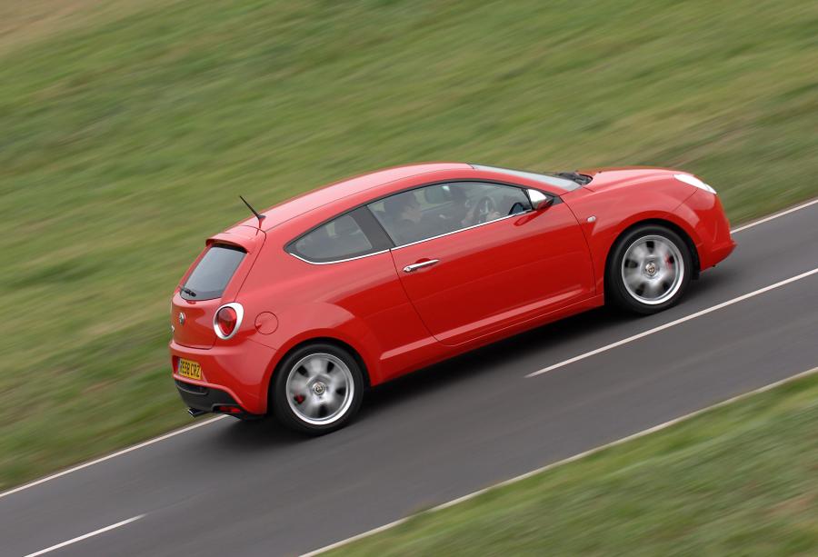  Alfa Romeo MiTo (955) 2009 года  (UK) (фото 34 из 47)